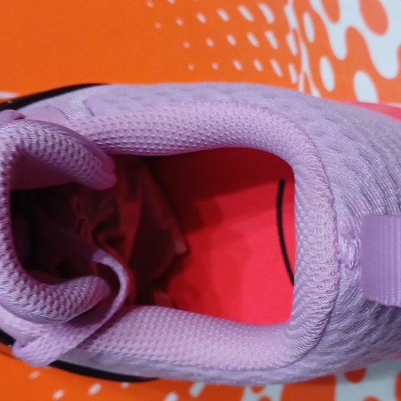 Nike Renew In Season TR 10 Sneakers Beyond Pink/ Black Women's 9 NIB - Picture 5 of 8